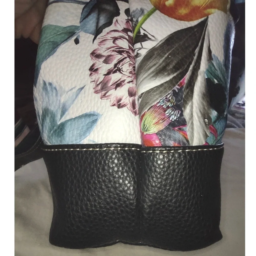Stone Mountain Leather Floral Print‎ Shoulder Bag Women Black Zip Multi Pockets